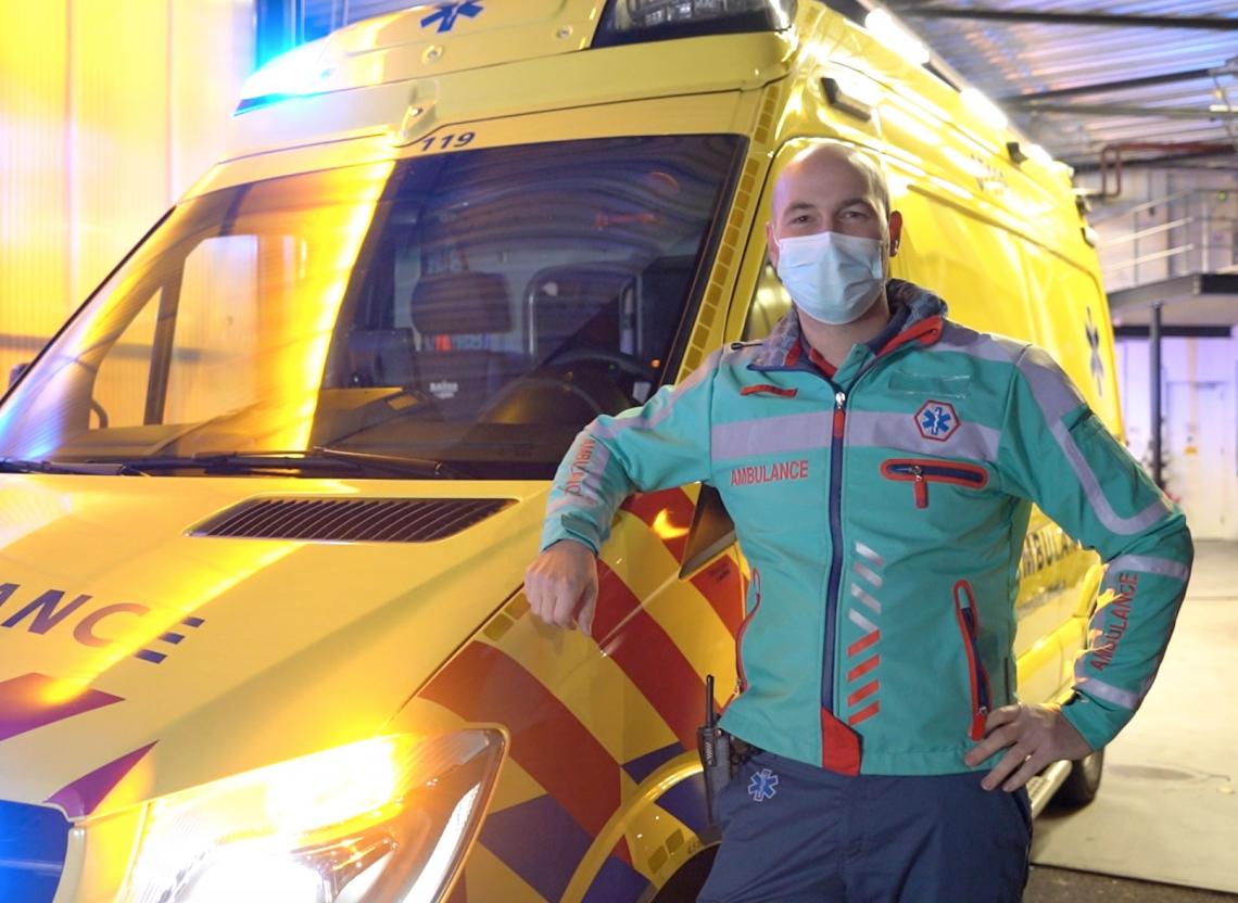 Ambulancechauffeur Peter Tuinier
