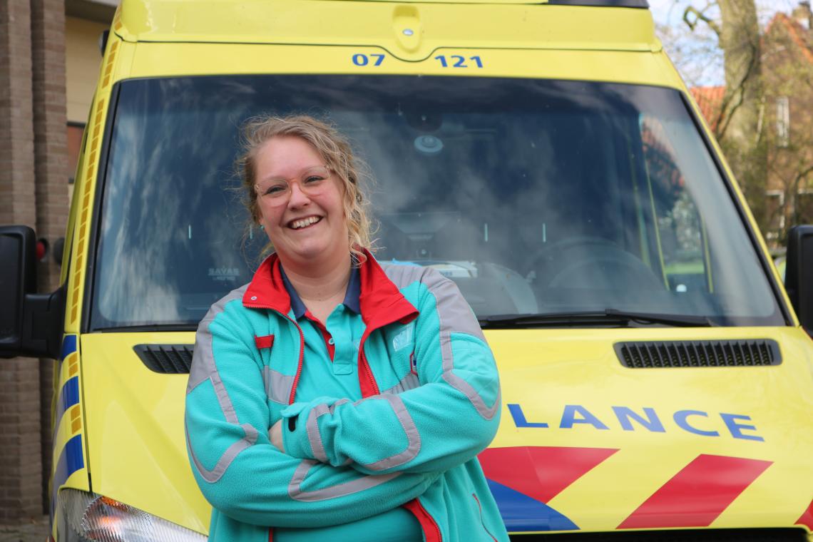 Esther Krens, ambulanceverpleegkundige bij Ambulancezorg Gelderland-Midden
